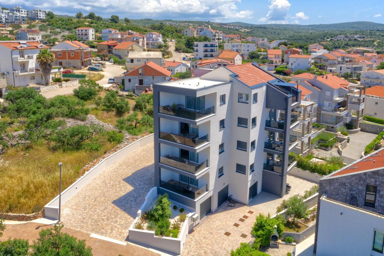 Residence Franc Primosten Exterior photo